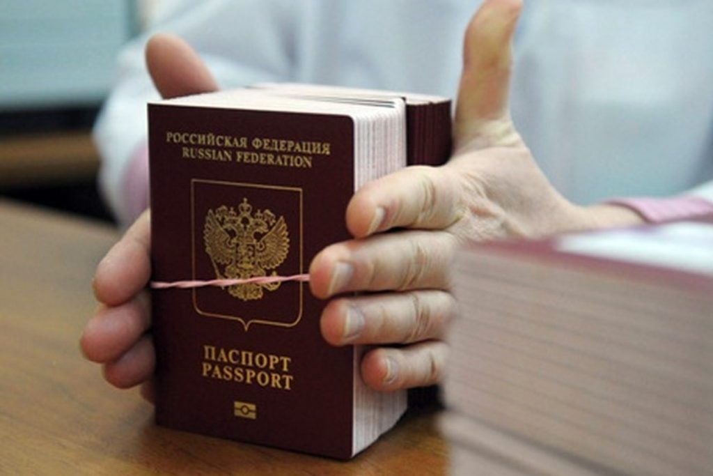 Процесс получения гражданства РФ: как проходит присяга?