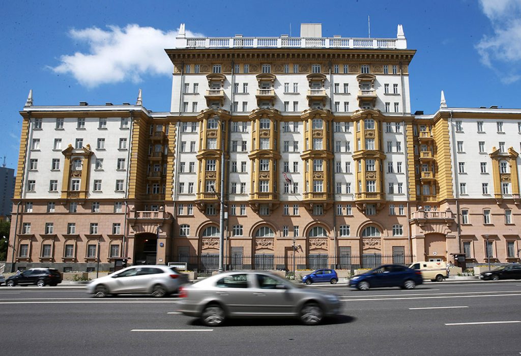 Получение визы в посольстве США в Москве